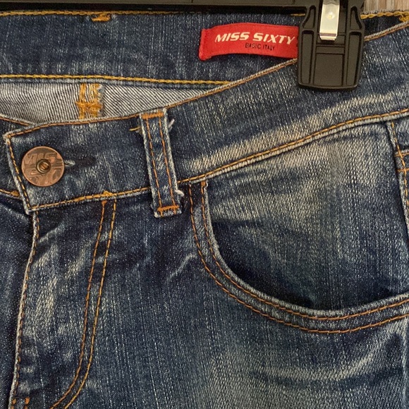 Miss Sixty, 27, Y2K medium wash vintage bootcut jeans, very nice condition!! - Picture 6 of 11